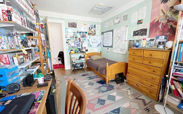 Appartement à vendre    3 pièces • 62,80 m2 Paris 10