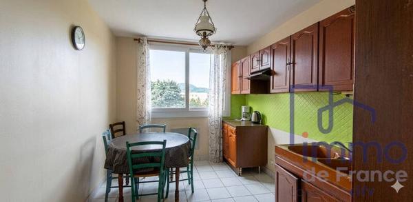 Appartement 4 pièces                                        - 43000 Le Puy-en-Velay Réf : 2798-CIFVFOREZVELAY