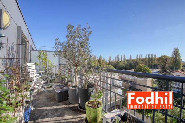 Appartement 4 pièces 91 m²- 5éme et dernier étage avec terrasse, 2 parkings et 2 caves