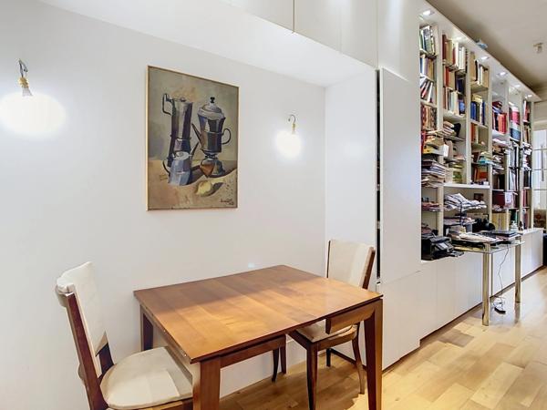 Rue Philibert Delorme - T3 de 68 m² au RDC - Professions libérales autorisées