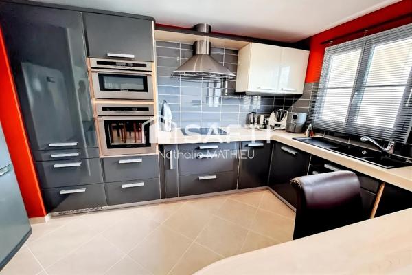 Bussy , 89 m2 emplacement privilégié au pied du RER A