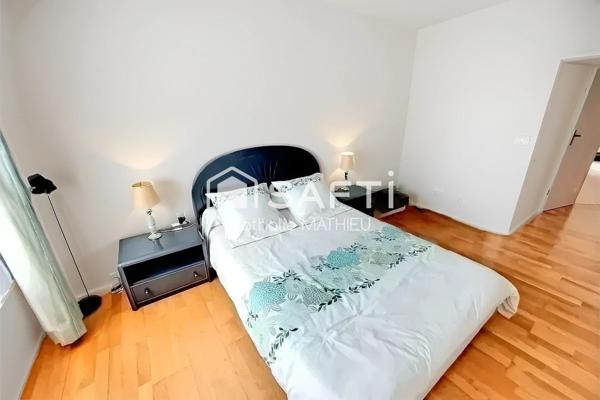 Bussy , 89 m2 emplacement privilégié au pied du RER A