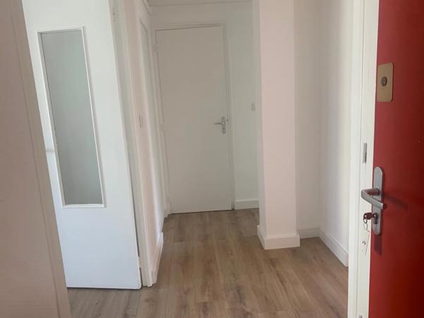 Location                                                      Appartement
                        
                     3 pièces                      51 m2                     à Perpignan
