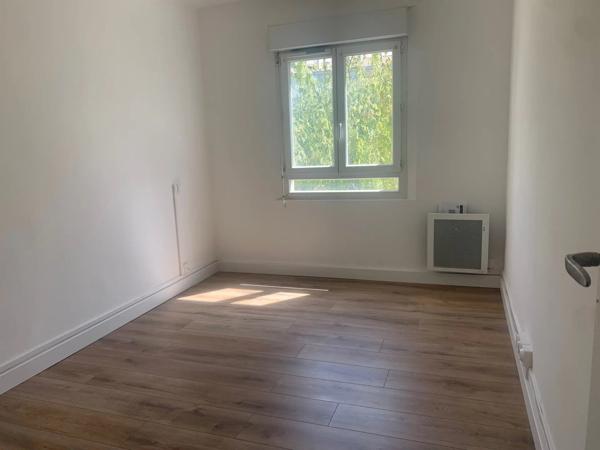 Location                                                      Appartement
                        
                     3 pièces                      51 m2                     à Perpignan