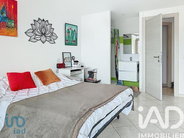 Appartement à vendre 3 pièces 76 m² Mandelieu-la-Napoule
