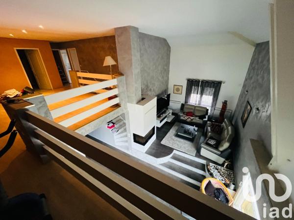 Immeuble à vendre 635 m² Bellignat
