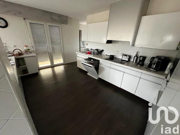 Immeuble à vendre 635 m² Bellignat