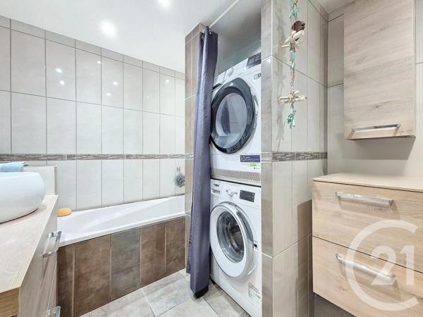 Appartement F3 à vendre  3 pièces - 58 m2 ST PAUL DE VENCE - 06