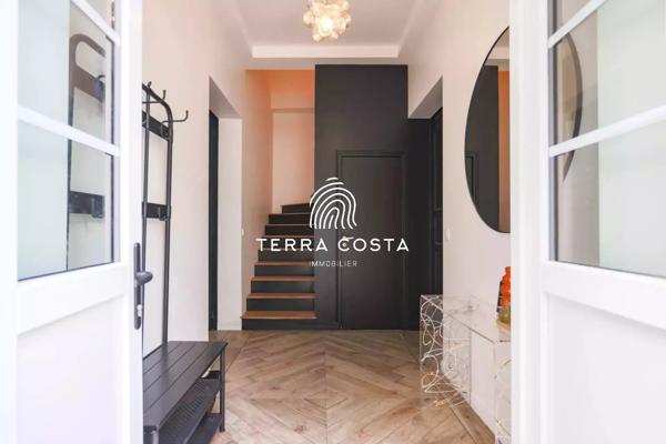 Duplex de 148 m² – Esprit maison – Jardin privatif de + 500 m²