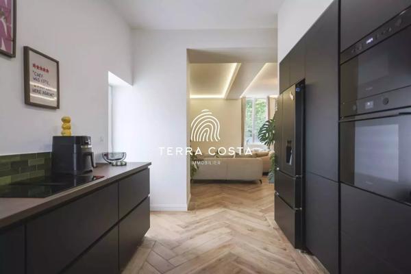 Duplex de 148 m² – Esprit maison – Jardin privatif de + 500 m²