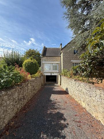 Gaillon – Maison de maître, terrain constructible