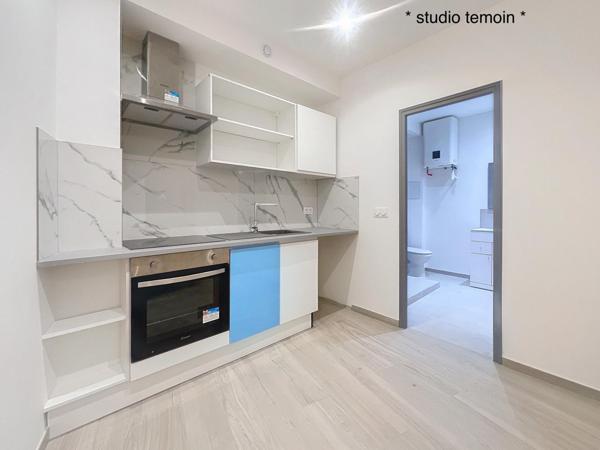 F2 neuf avec terrasse tropézienne, clé en main, cuisine équipée, vue collines,  à 20 min de la mer