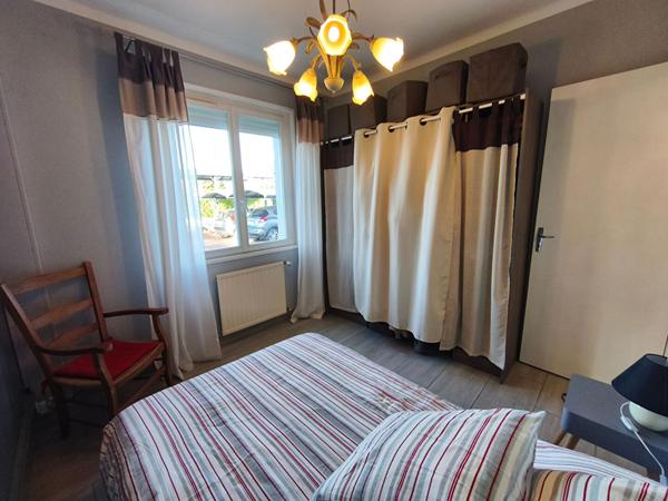 Plain-pied avec jardin et garage