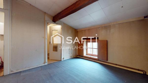 Maison en pierre à rénover – 5 pièces – 110 m² – Centre de Châteaubernard