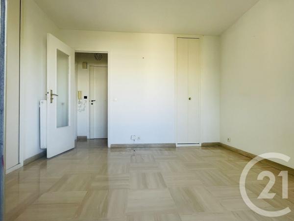 Appartement F1 à vendre  1 pièce - 22,25 m2 ST LAURENT DU VAR - 06