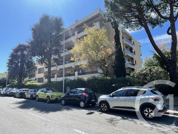 Appartement F1 à vendre  1 pièce - 22,25 m2 ST LAURENT DU VAR - 06