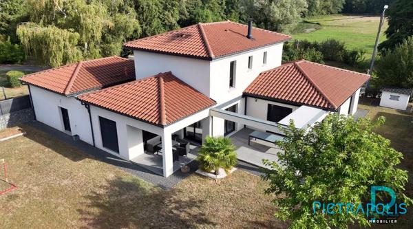 Villa contemporaine 2018 – Bien rare à Châtillon-sur-Chalaronne