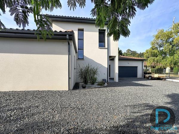 Villa contemporaine 2018 – Bien rare à Châtillon-sur-Chalaronne