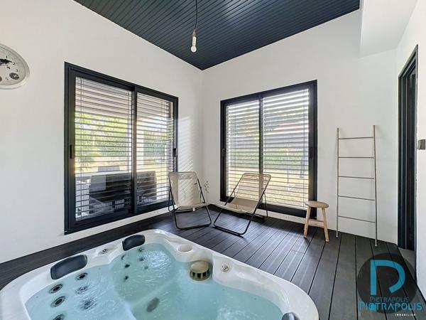 Villa contemporaine 2018 – Bien rare à Châtillon-sur-Chalaronne