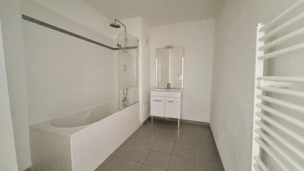 Appartement à vendre 3 pièces 63.11m² Lille (59160)