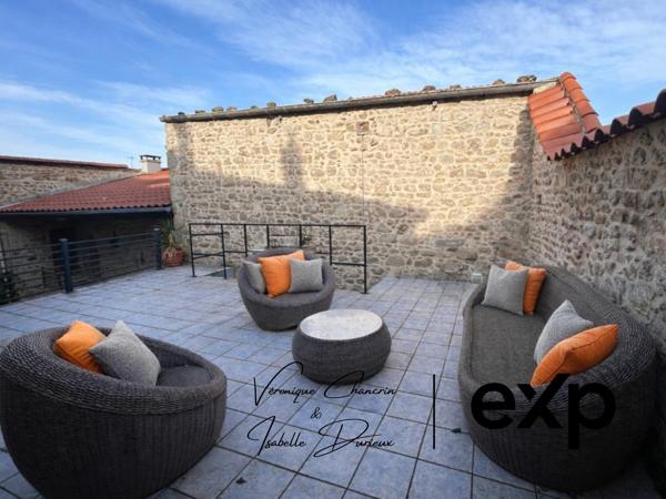 Maison familiale rénovée 5 ch. + bureaux – Soucieu-en-Jarrest, à 30 min de Lyon
