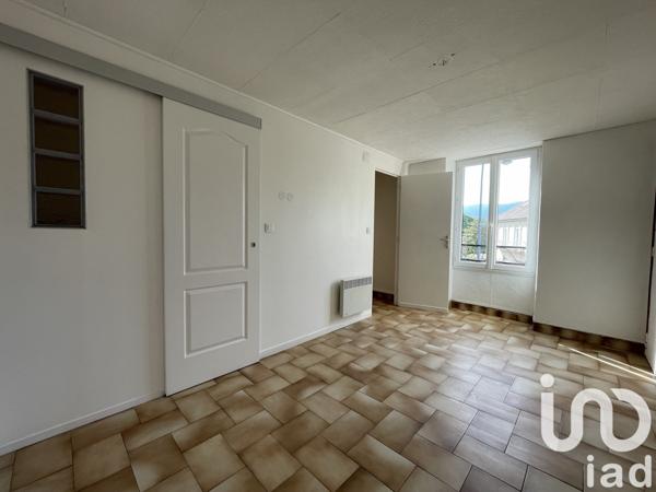 Appartement 4 pièces de 85 m² à Renage (38140)