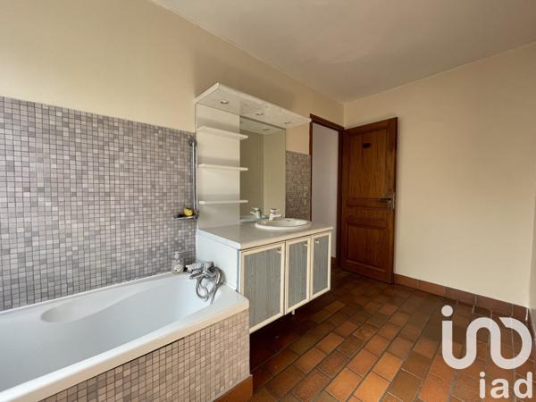 Appartement 4 pièces de 85 m² à Renage (38140)