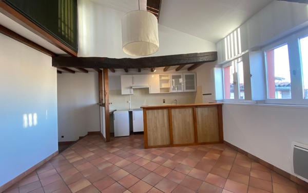 Appartement à louer    1 pièce •  Castres