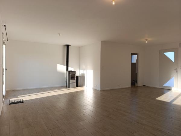 Maison 3 pièces de 76,99 m² à Val d'Anast avec terrain de 329 m²