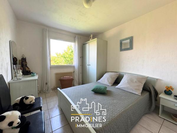 Maison de plain pied avec grand jardin - plateau de Montrond
