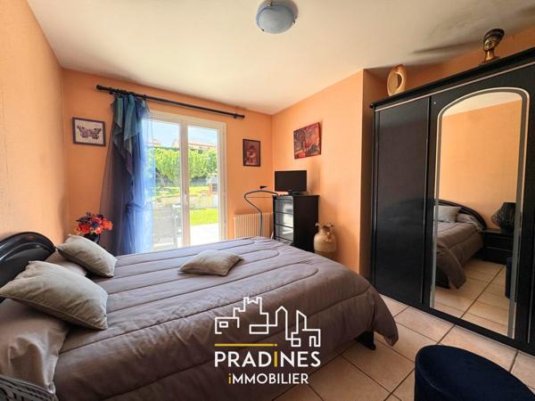 Maison de plain pied avec grand jardin - plateau de Montrond