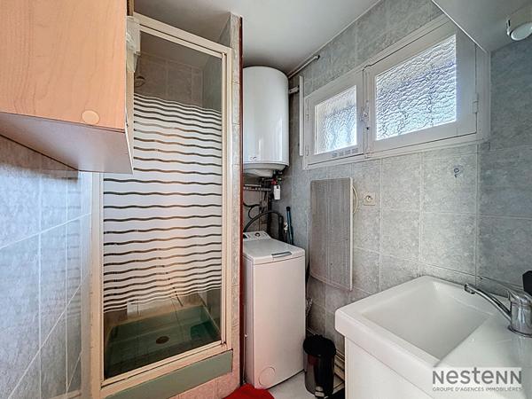 Charmant Appartement à Vendre à Antibes avec Vue Mer !