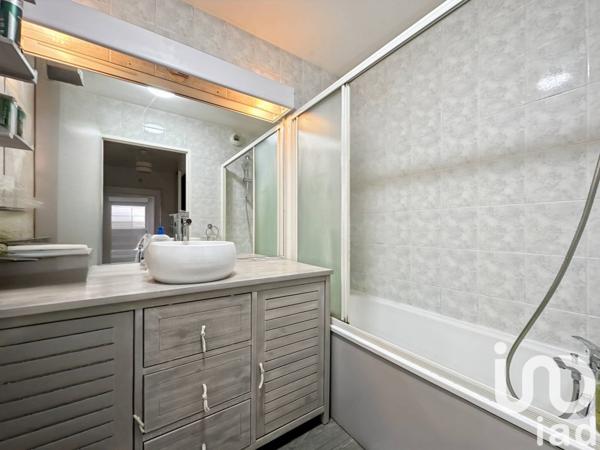 Appartement 4 pièces de 75 m² à Sainte-Geneviève-des-Bois (91700)