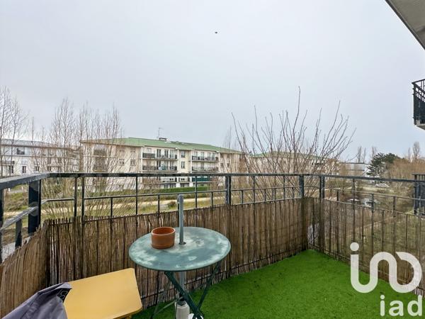 Appartement 4 pièces de 75 m² à Sainte-Geneviève-des-Bois (91700)