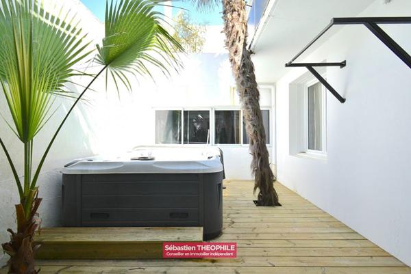 Centre-ville CHALLANS : Maison  6 pièce(s)  4 chambres 194 m2