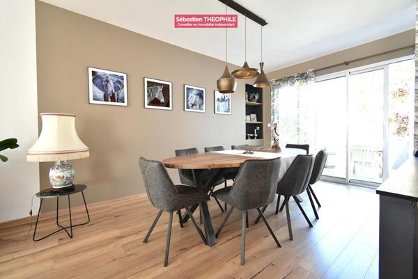 Centre-ville CHALLANS : Maison  6 pièce(s)  4 chambres 194 m2