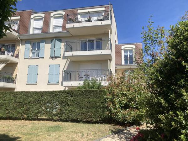 Appartement à vendre |  Les Clayes-sous-Bois |  4 pièces | 90 m²