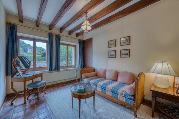 Maison à vendre 8 pièces VESANCY (01)