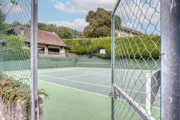 Maison à vendre 8 pièces VESANCY (01)