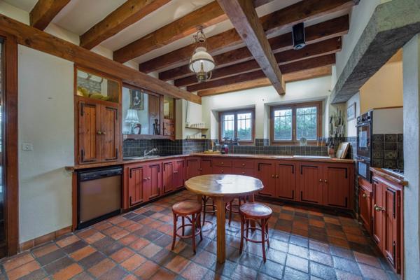 Maison à vendre 8 pièces VESANCY (01)