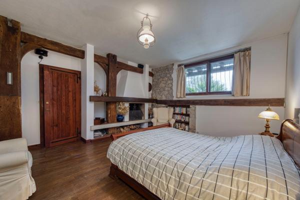 Maison à vendre 8 pièces VESANCY (01)