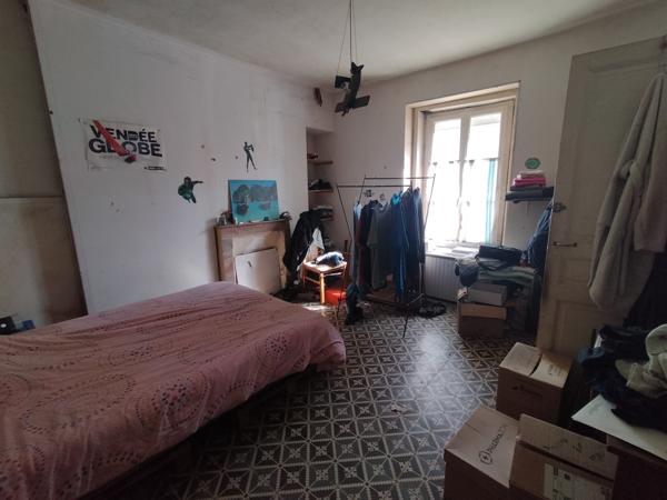 À vendre - Maison, 5 pièces située à Montval-sur-Loir (72500)