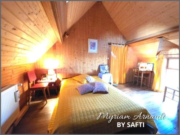 Maison en pierre avec véranda 3 chambres