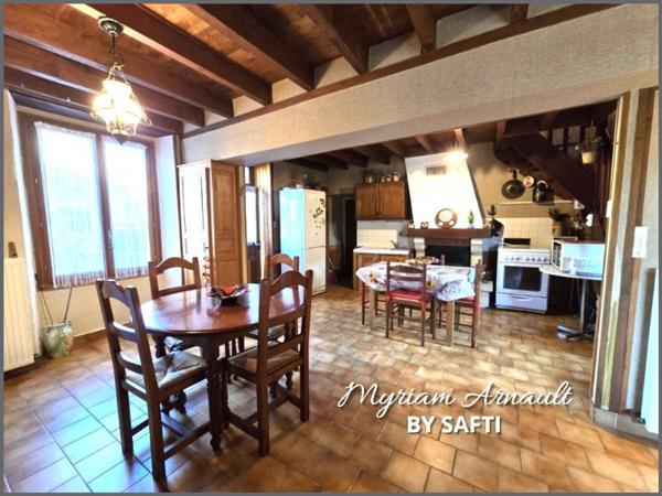 Maison en pierre avec véranda 3 chambres