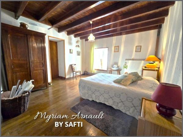 Maison en pierre avec véranda 3 chambres