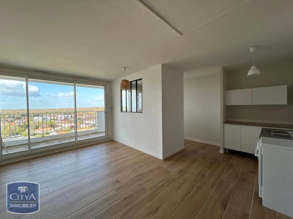 Appartement à louer 1 pièce 33.2m² Niort (79000)