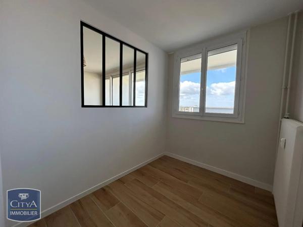 Appartement à louer 1 pièce 33.2m² Niort (79000)