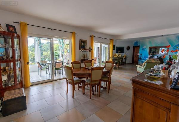 Maison à vendre à La-Montagne à la Réunion (97417), ref : 97405/115