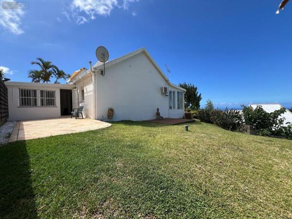Maison à vendre à La-Montagne à la Réunion (97417), ref : 97405/115