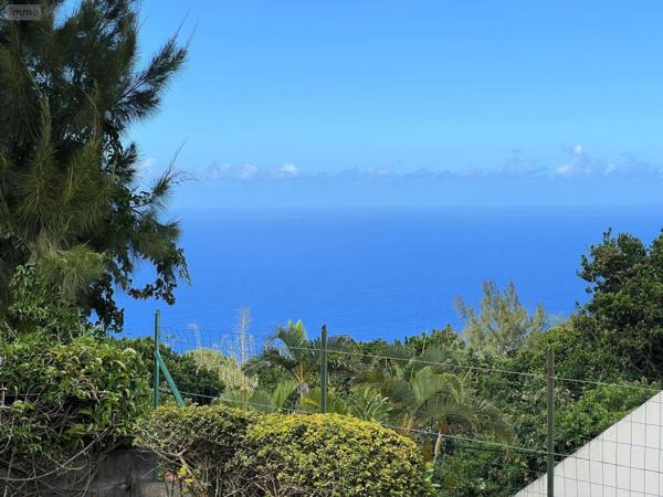Maison à vendre à La-Montagne à la Réunion (97417), ref : 97405/115